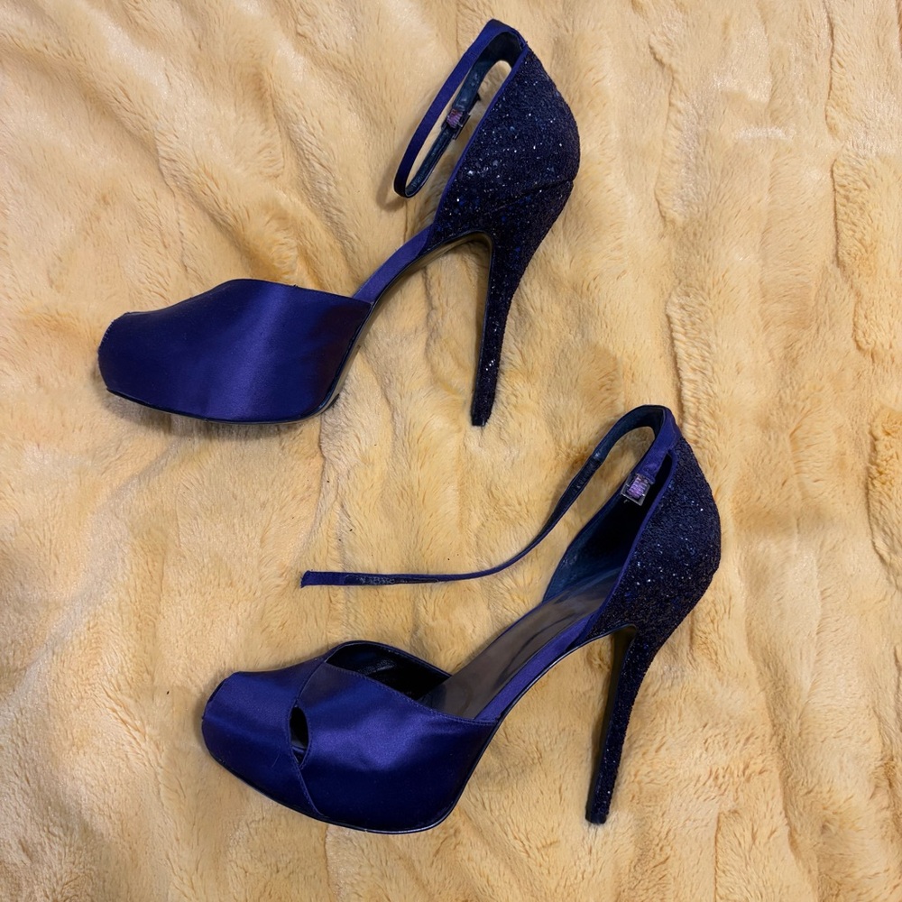Nine West Navy Satin and Glitter Heels